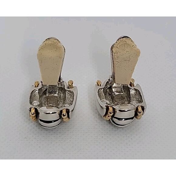 Vintage T*J High-End Renaissance Revival Design Clip-on Earrings Gold/Silvertone - Picture 10 of 15